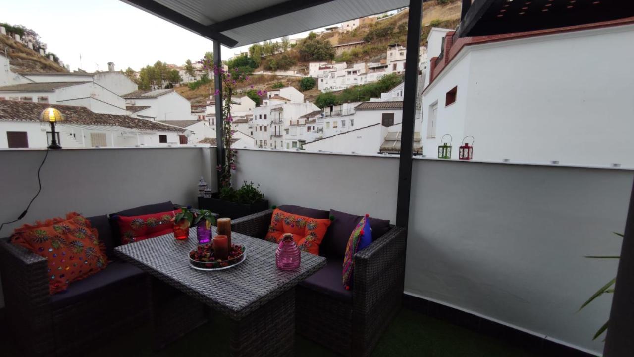 El Nido De La Galeria Apartment Setenil De Las Bodegas Exterior photo