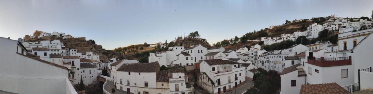 El Nido De La Galeria Apartment Setenil De Las Bodegas Exterior photo